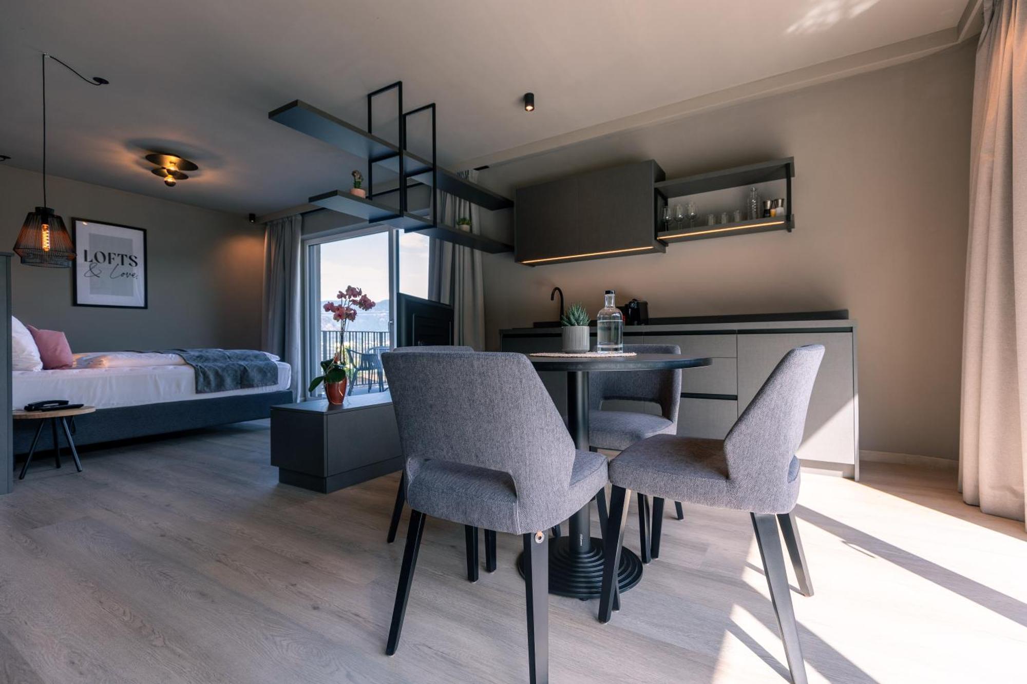 Belia Lofts - Adults Only - Apartments Appiano Sulla Strada Del Vino Exterior photo