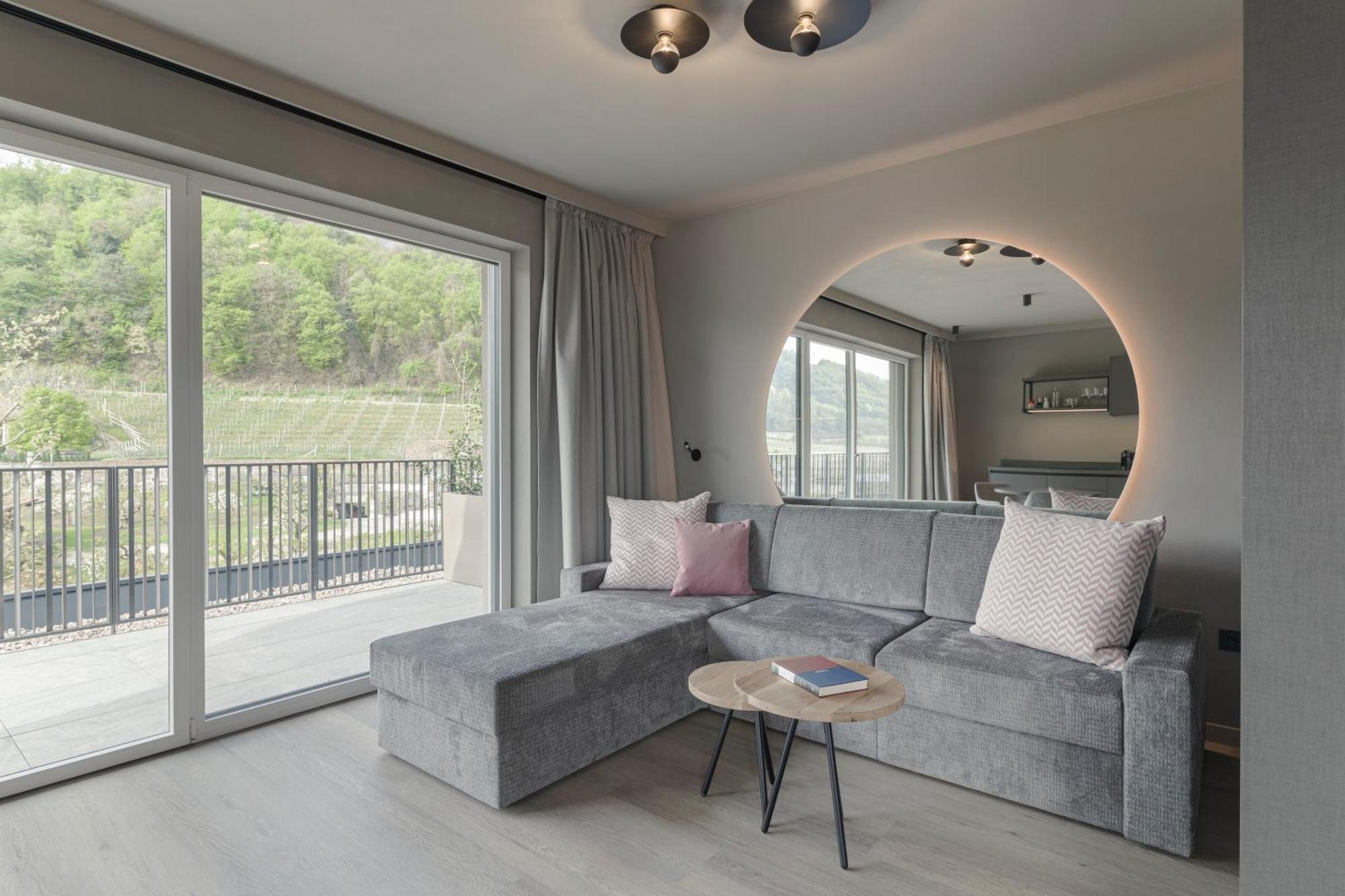 Belia Lofts - Adults Only - Apartments Appiano Sulla Strada Del Vino Exterior photo
